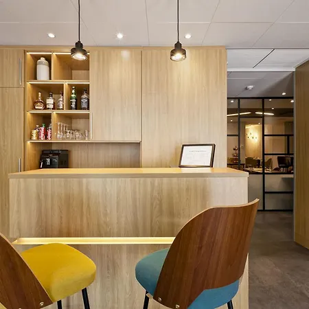 Des Remparts Perrache Hotel 3*