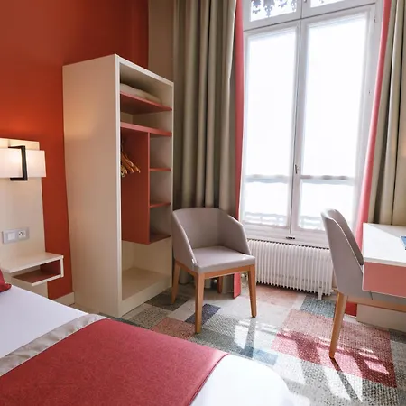 Des Remparts Perrache Lione