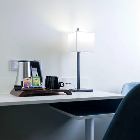 Des Remparts Perrache 3*