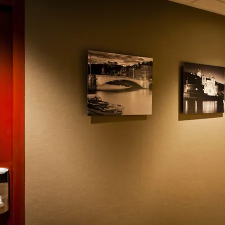 Hotel Des Remparts Perrache