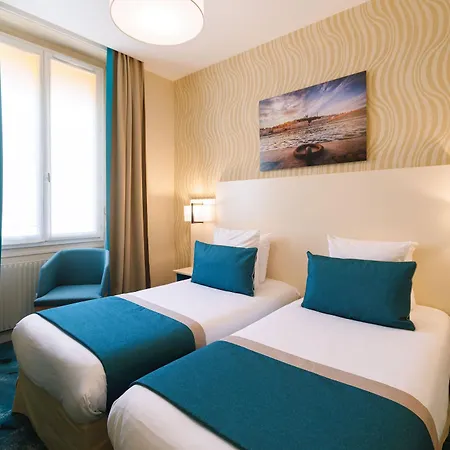 Des Remparts Perrache Hotel