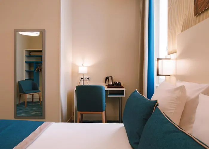Hotel Des Remparts Perrache Lyon